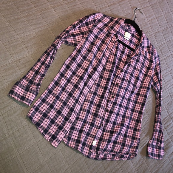 GAP - Fitted Boyfriend Plaid Button Down Shirt - Picture 3 of 4